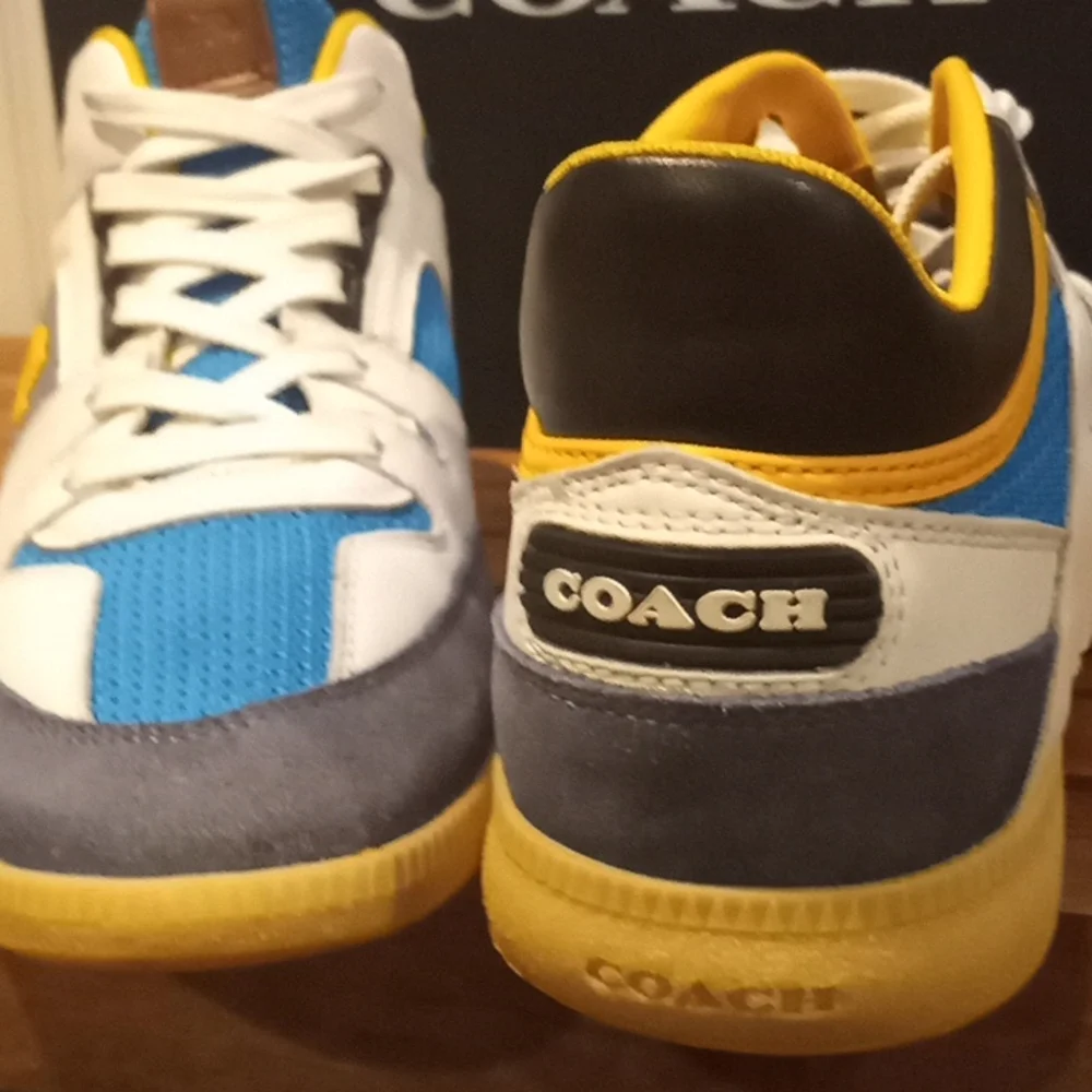 Citysole Coach Mid Top Sneaker - Picture 3 of 7